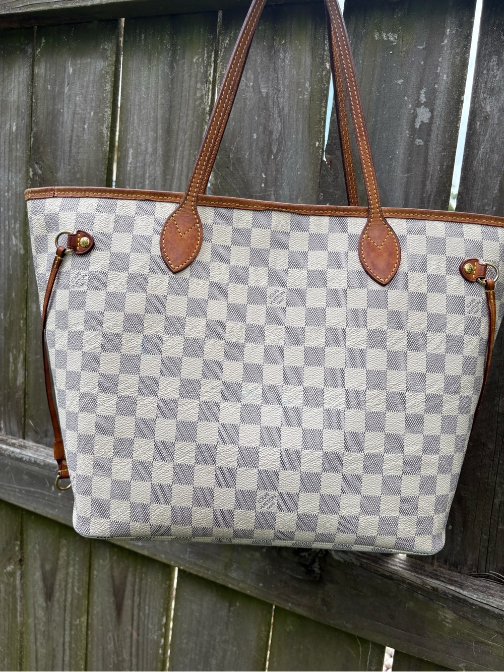 Louis Vuitton mm Azur Neverfull